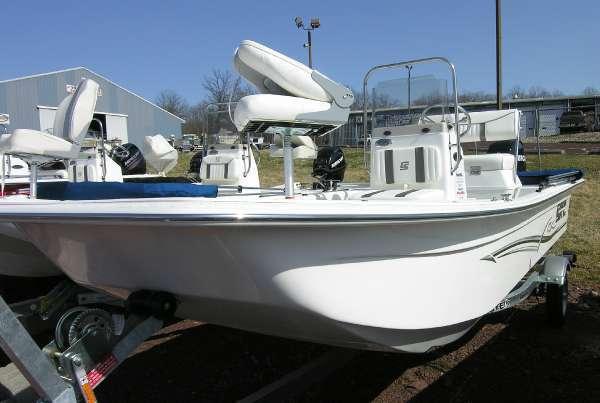 2013 Carolina Skiff 1655 DLX