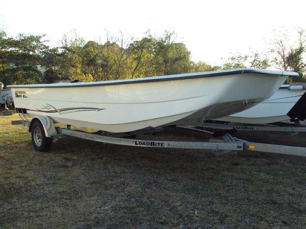 2013 Carolina Skiff DLX 2180