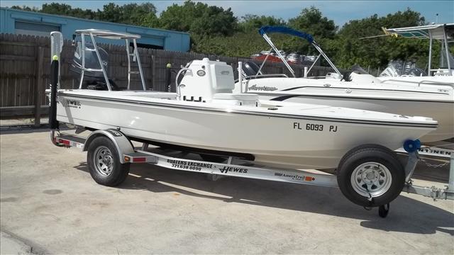 2013 Hewes Redfisher 16