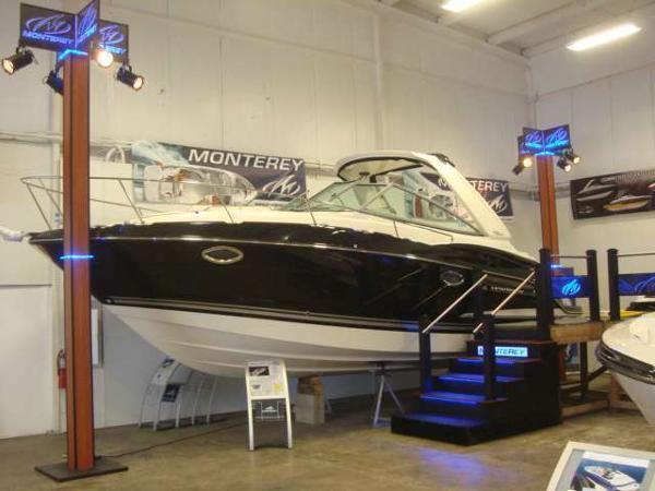 2013 Monterey 280 Sport Yacht