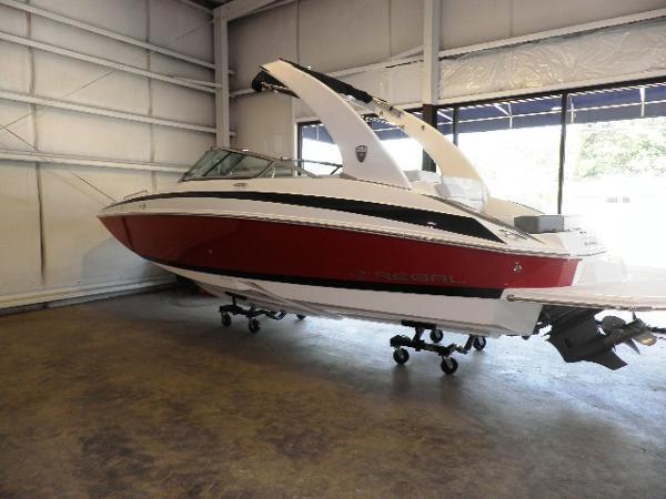 2013 Regal 24 Fasdeck