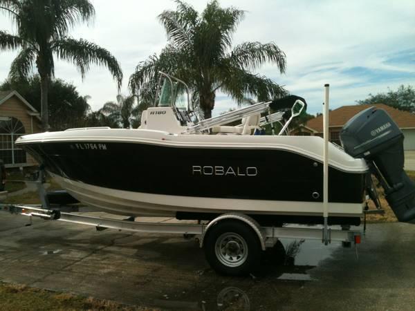 2013 Robalo R180 Center Console