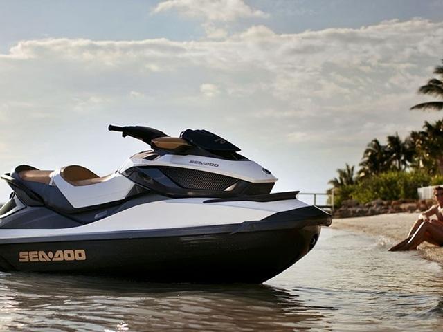 2013 Sea-Doo Luxury Performance GTX S 155