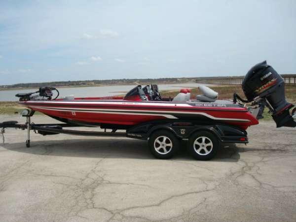 2013 Skeeter FX 21