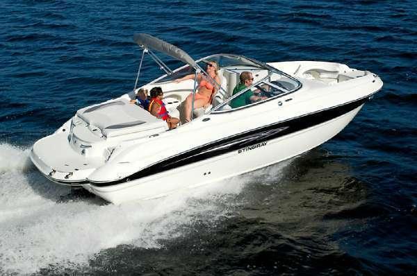 2013 Stingray 215LR Sport Deck Boat C101