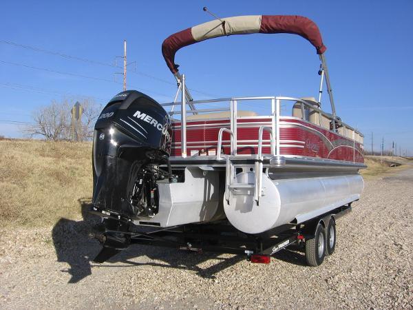 2013 Sun Tracker Party Barge 254 XP3