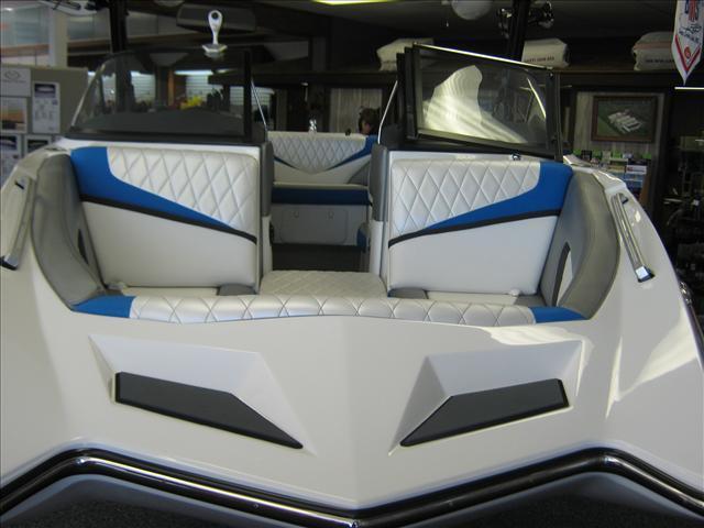 2013 Tige Sport Boat RZ2
