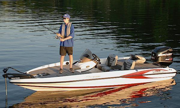 2013 Triton 17 Pro Bass Boat