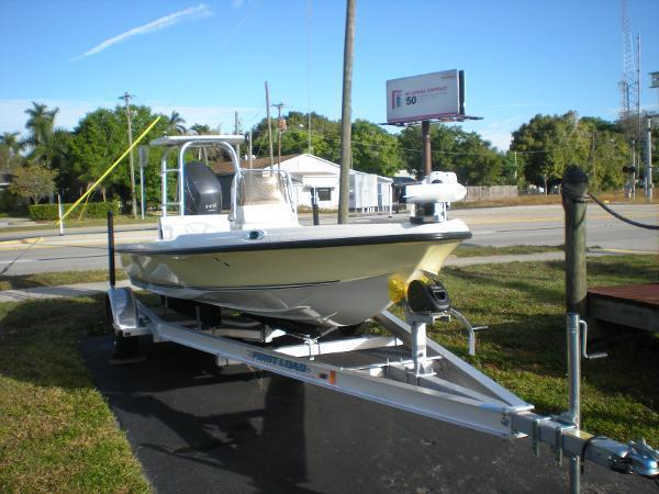 2014 Action Craft 1720 y Fisher
