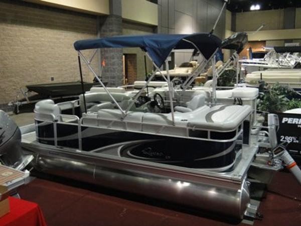 2014 Apex Qwest LS 7516 Cruise (Sold)