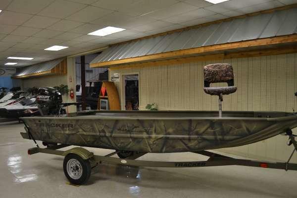 2014 Bass Tracker GRIZZLY 1548 SPORTSMAN