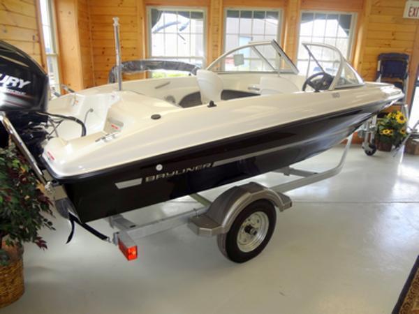 2014 Bayliner 160 Bowrider