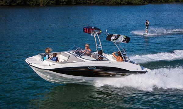 2014 Bayliner 215 Deck Boat