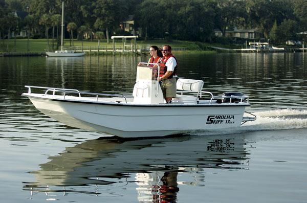 2014 Carolina Skiff 1765 DLX