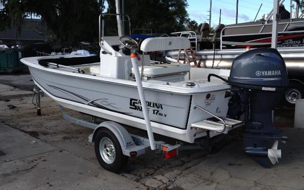 2014 Carolina Skiff 1765 DLX