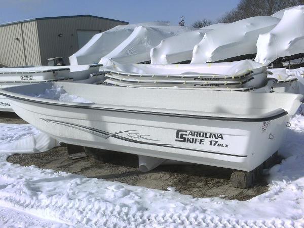 2014 Carolina Skiff DLX 1765 KIT