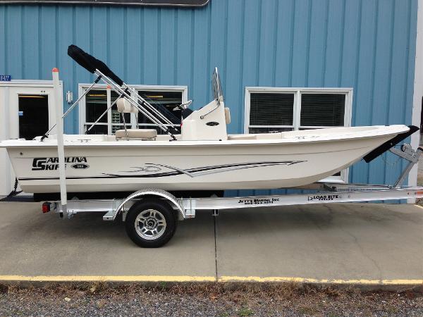 2014 Carolina Skiff JVX 18 CC