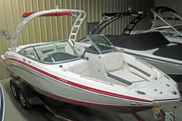 2014 Chaparral 216 SSi