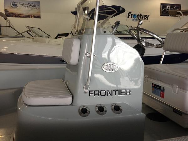 2014 K2 Marine 18 Frontier